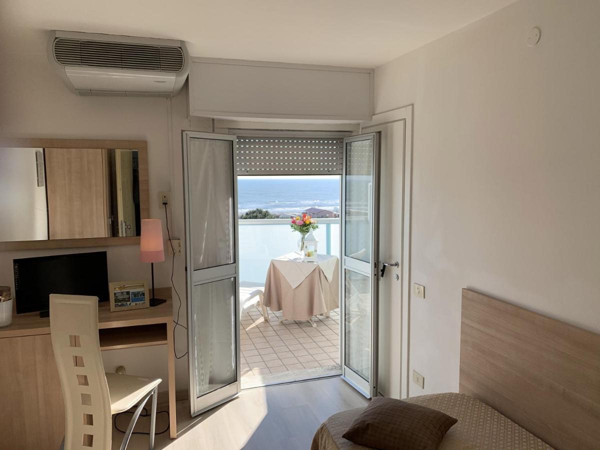 Hotel Sahara Milano Marittima Exterior photo