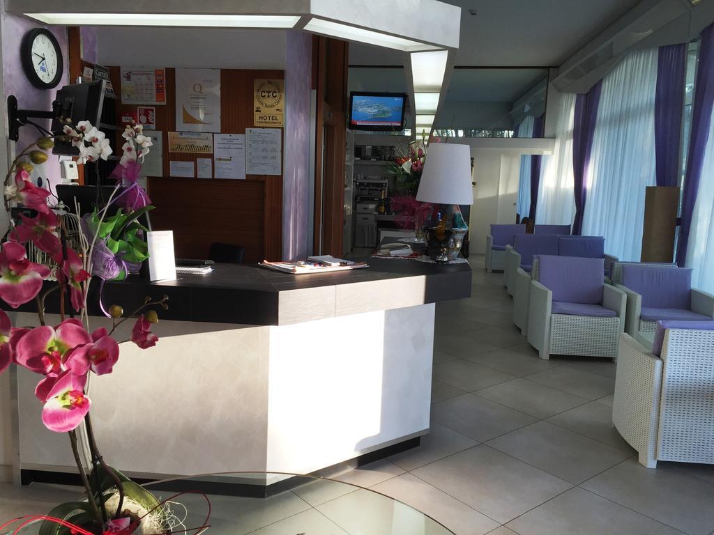 Hotel Sahara Milano Marittima Exterior photo