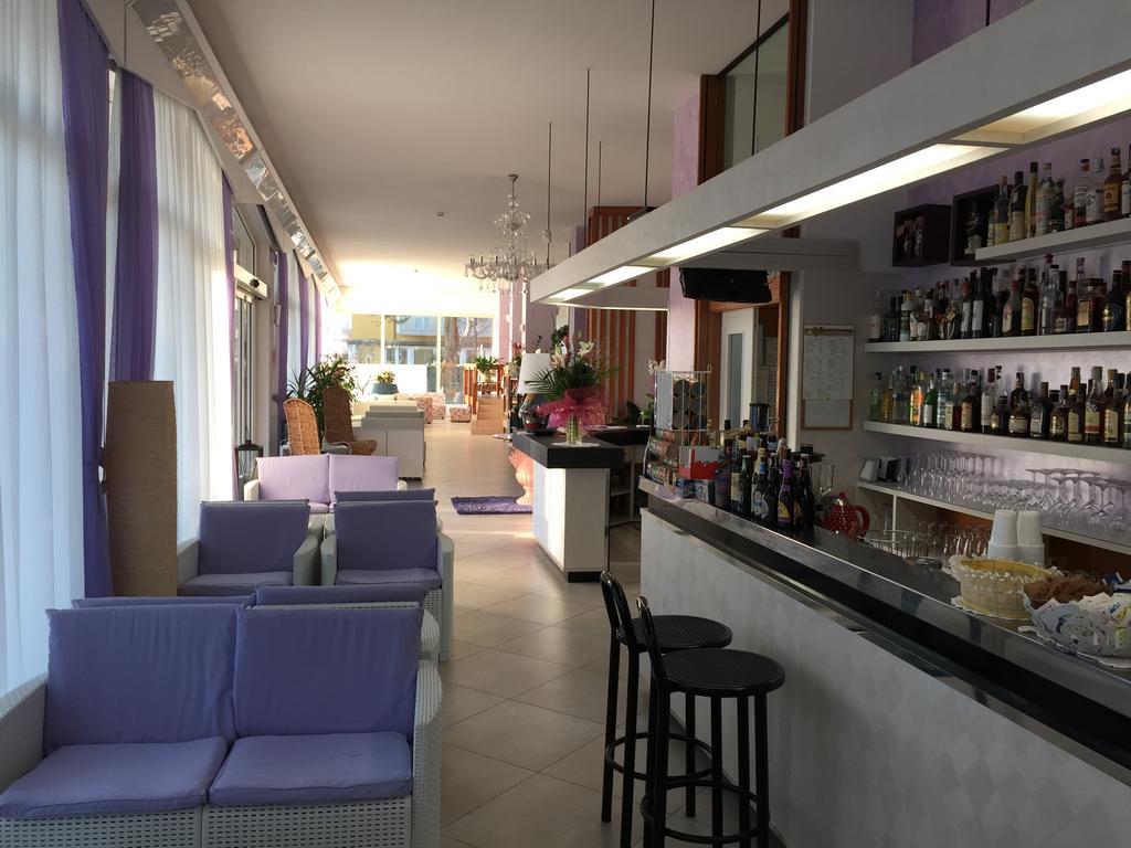 Hotel Sahara Milano Marittima Exterior photo