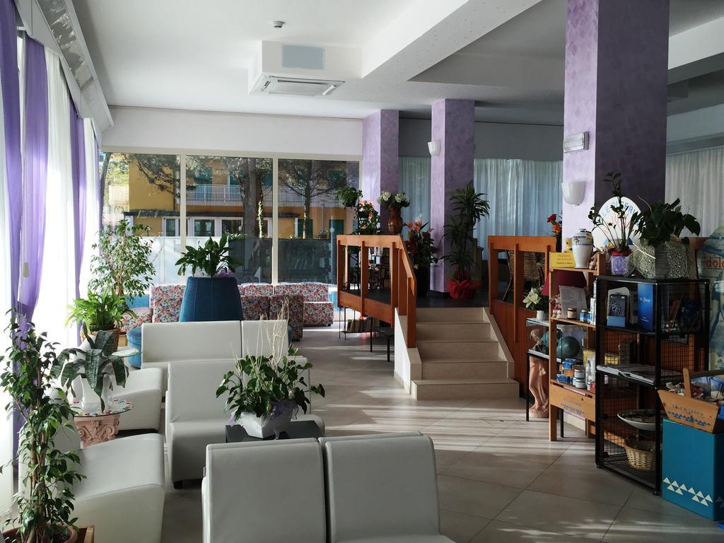 Hotel Sahara Milano Marittima Exterior photo
