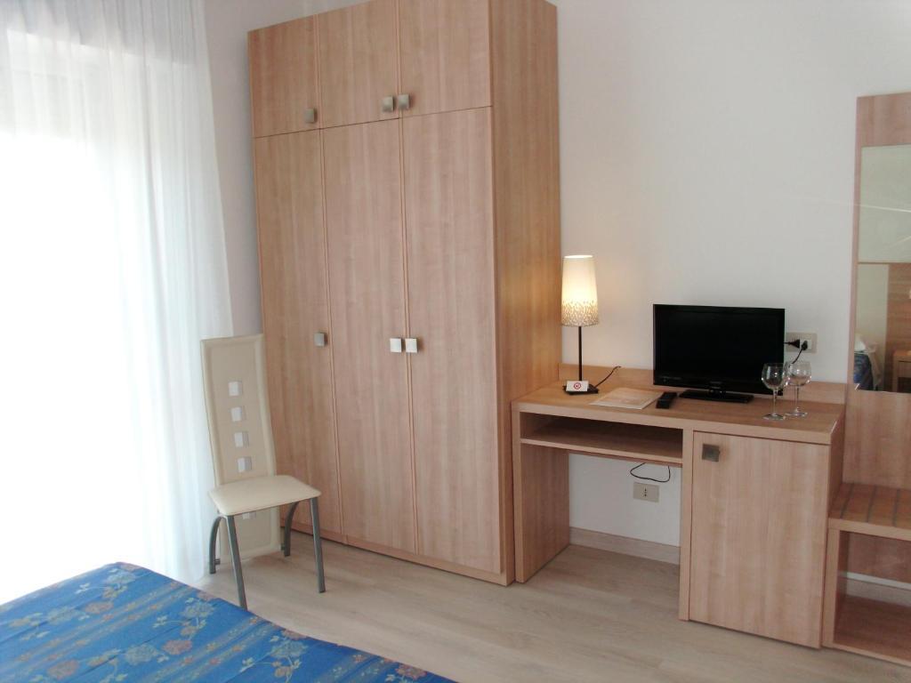 Hotel Sahara Milano Marittima Exterior photo