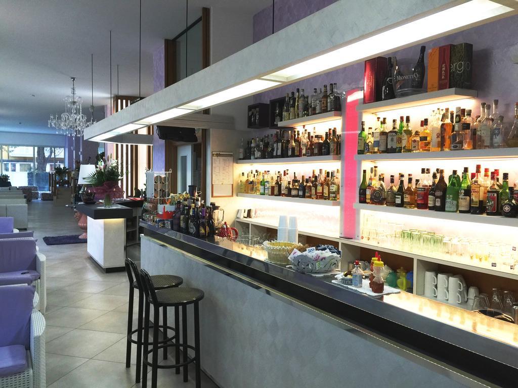 Hotel Sahara Milano Marittima Exterior photo